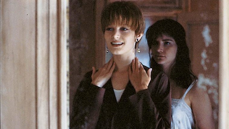 single white female, quora style on chezgigi.com